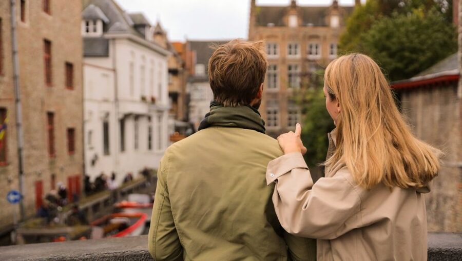 From Paris: Day Trip to Bruges with Optional Seasonal Cruise - Why Bruges works as a day trip from Paris