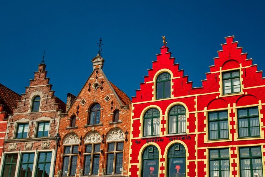 From Paris: Day Trip to Bruges with Optional Seasonal Cruise - How to use your limited hours well