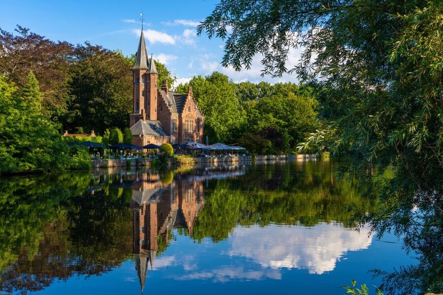 From Paris: Private Bruges Tour - The Church of Our Lady and the Béguinage