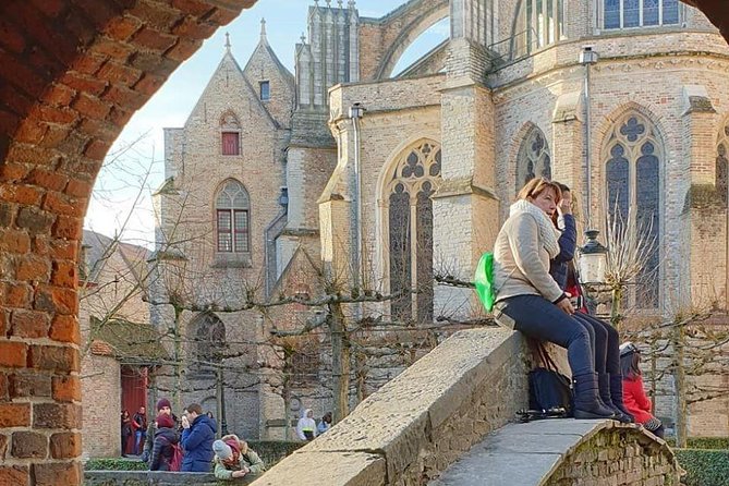 Full day Brugge & Ghent: the gems of Flanders - Bruges: canals, medieval streets, and a slower rhythm