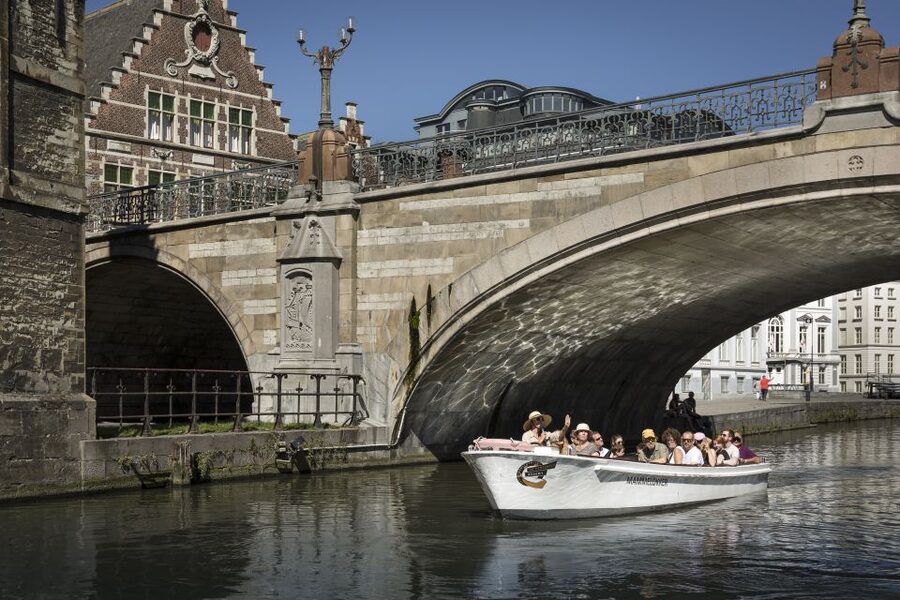 Ghent: 40-Minute Historical Boat Tour of City Center - Why Ghent’s canals are worth 40 minutes