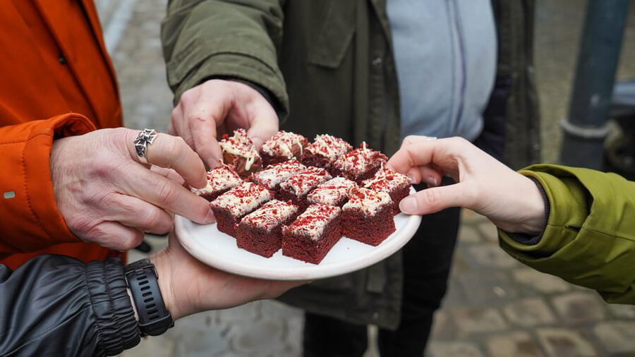 Ghent: Belgian Chocolate Walking Tour with Tastings - History, legends, and the parts you might miss alone