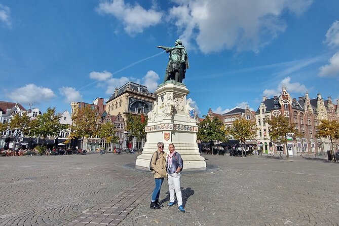 Ghent Chocolate Tasting and Sightseeing Tour - Street art, local artists, and a chance to create
