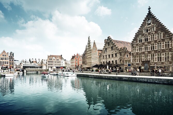 Ghent: City Walk with Audio Guide in 7 Languages on your Phone - Korenmarkt and the city’s social center
