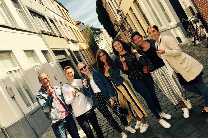 Ghent: Famous Belgian Chocolate Walking Tour with Tastings - Kraanlei and Julie’s House brownies