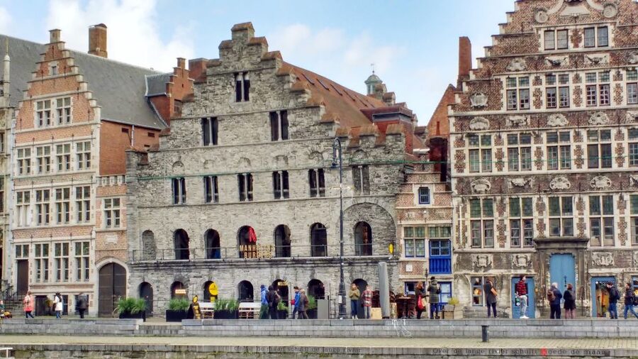 Ghent: Guided City Tour with Food Tastings - Key points at a glance