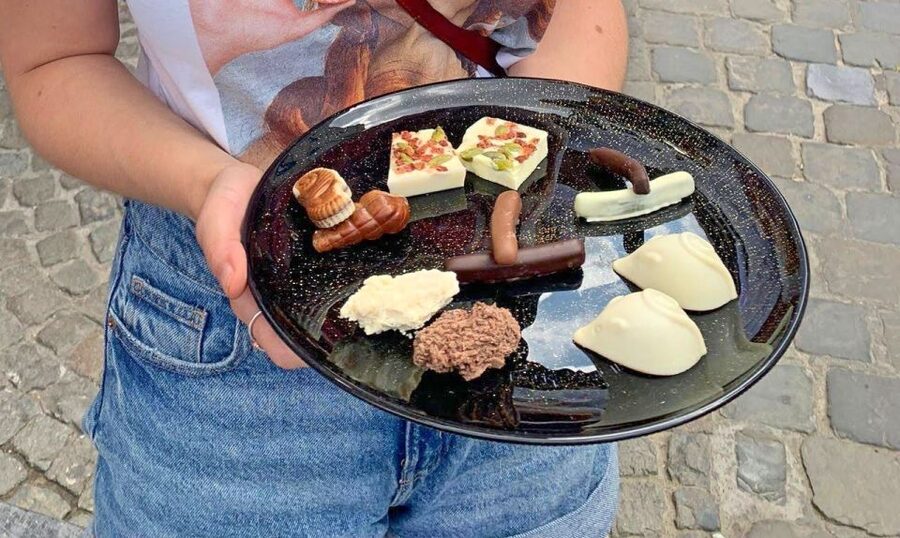 Ghent: Guided City Tour with Food Tastings - Starting at Vrijdagmarkt with Ghent’s past