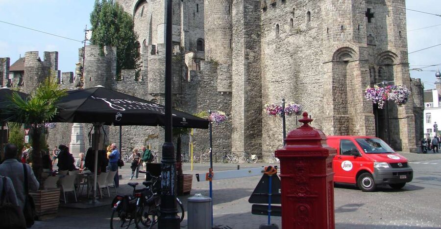 Ghent: Private 2-Hour Walking Tour - Why a private two-hour walk works well in Ghent