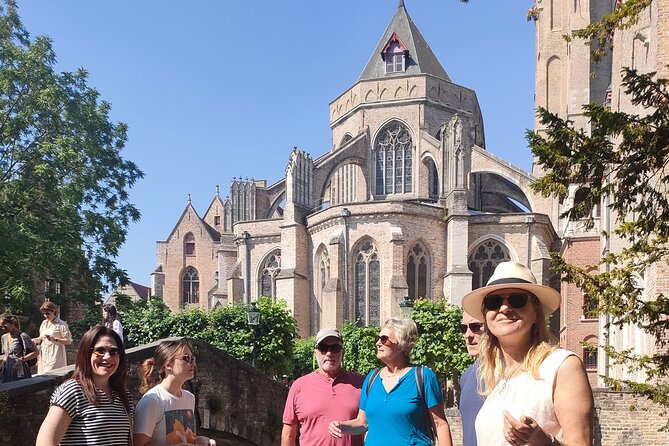 Guided boat trip and walk - The 30-minute canal boat ride