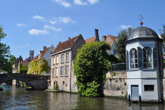 Guided boat trip and walk - Gruuthuse Palace and the powerful family behind it