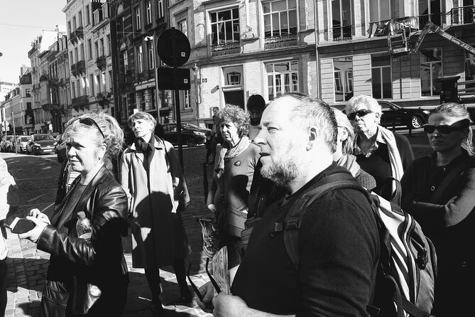 Guided tour: Brussels Crime Scenes - Place du Jardin aux Fleurs and an unusual motive