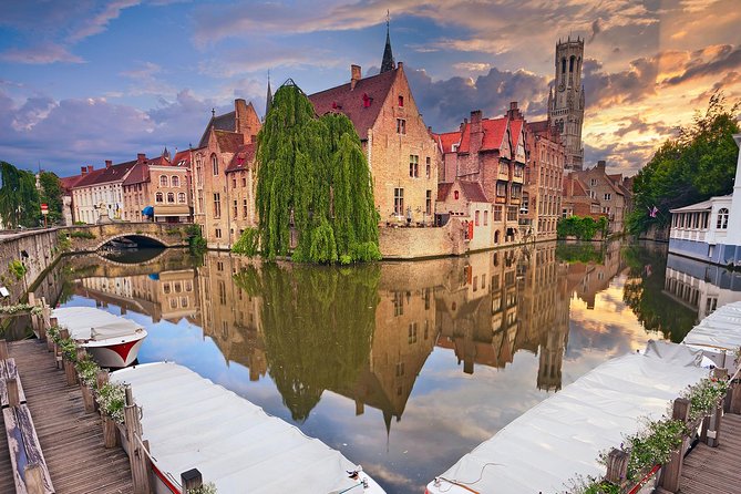 Guided tour of Bruges - Tanners’ Square and the old guild district