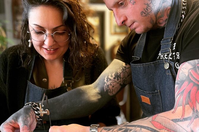 Handcraft your own silver ring in Bruges - Why a handmade ring makes a better Bruges souvenir