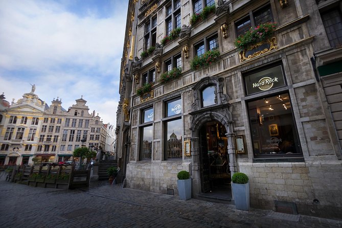 Hard Rock Cafe Brussels with Set Lunch or Dinner - Choosing between the Acoustic and Electric menus