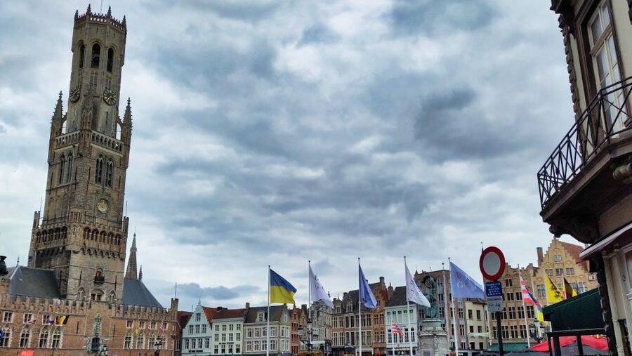 Historical Bruges: Jerusalem Chapel and Univ. of Commerce - Finishing at the medieval mills