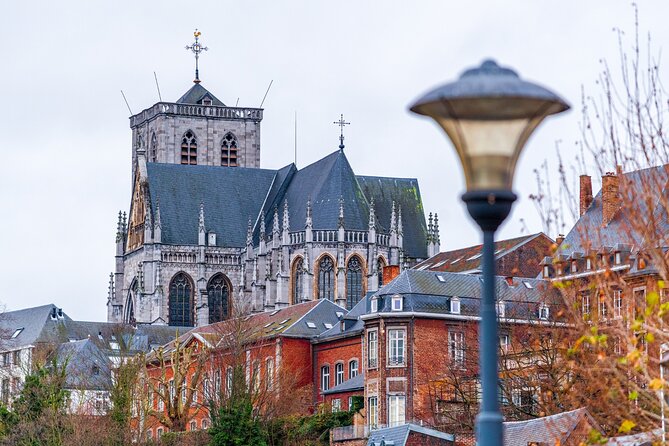 Liege Scavenger Hunt and Highlights Self Guided Audio Tour - Starting with the app and finding your bearings