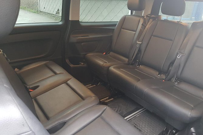 Luxury Minivan from Brussels airport to the city of Brussels - The ride into Brussels: direct, private, and address-specific