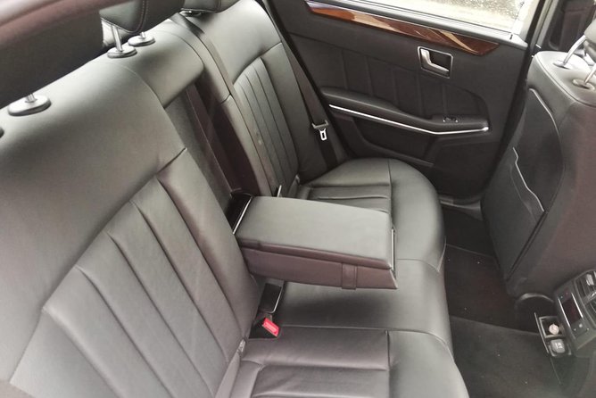 Luxury vehicle from Brussels airport to the city of Brussels - The return trip from Brussels to Zaventem
