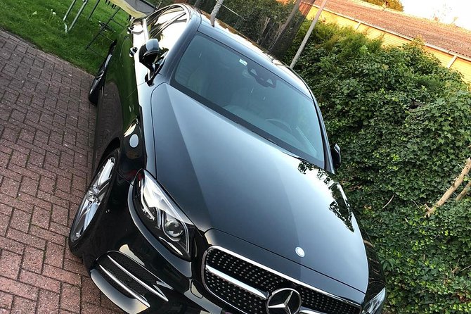 Luxury vehicle from Charleroi airport to the city of Brussels - Key points at a glance