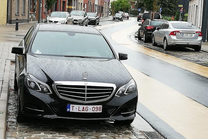 Luxury vehicle from Charleroi airport to the city of Brussels - Is $284.97 good value for up to four?