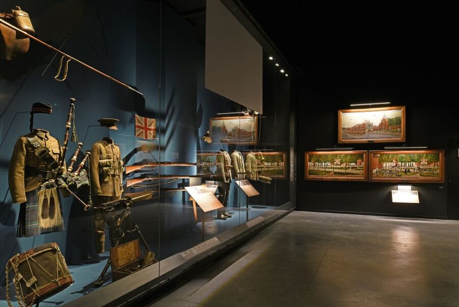 Mons : the Mons Memorial Museum - Letters, diaries, and veteran interviews