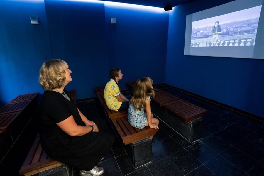 Mons : The Van Gogh House - The renovated pavilion adds the main introduction