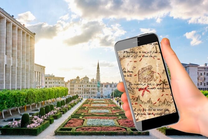 Outdoor Escape Game with drinks in Brussels - Following the GPS through Brussels