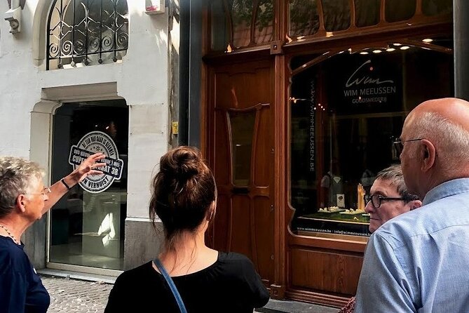 Private Antwerp's Diamonds and Jewellery Old City Center Historic Tour - Zirkstraat and Antwerp’s first diamond cutter