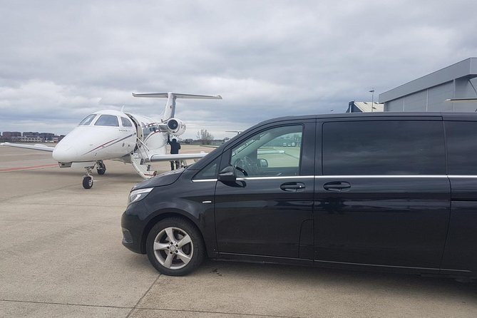 Private Arrival Transfer from Brussels Airport or city to Antwerp with Business car - Starting in Brussels city instead of the airport