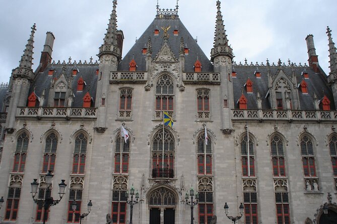 Private Arrival Transfer from Brussels Airport to Bruges with Business car - Comfort details that matter after a flight