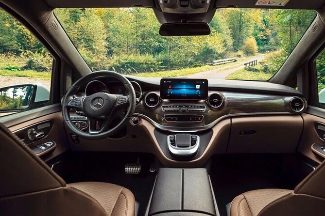 Private Arrival Transfer from Brussels Airport to Brussels City by luxury Van - A 25-minute ride, with traffic as the wildcard