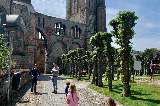 Private Bruges Countryside Cycling Tour to Damme with Guided Walk - Starting beside Bruges railway station