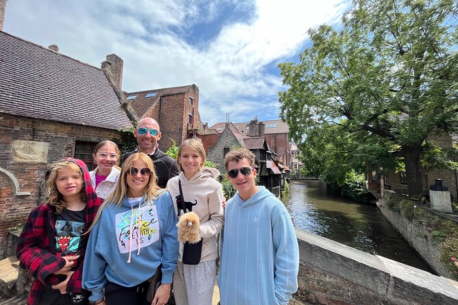 Private Full-Day Tour Bruges & Ghent from Brussels with tastings - Chocolate and waffles in Bruges