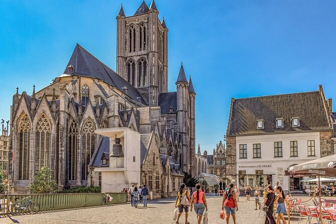 Private Historical Tour: The Best of Ghent - Werregarenstraat, Ghent’s sanctioned graffiti alley