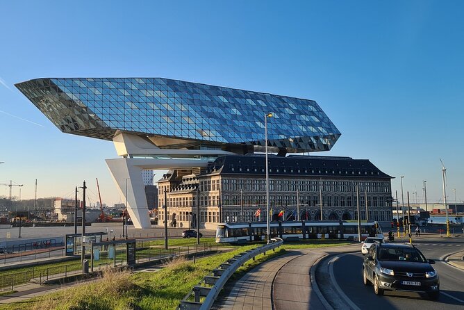 Private Historical Walking Tour in Antwerp City - What two hours really gives you