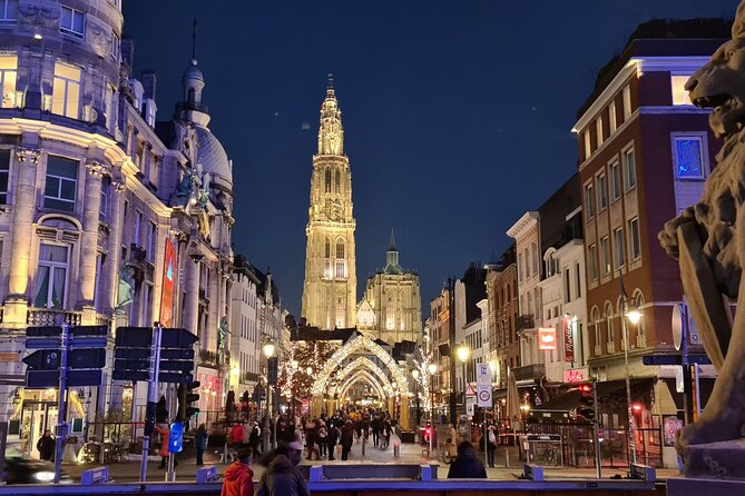 Private Historical Walking Tour in Antwerp City - Het Steen and the first city beside the river