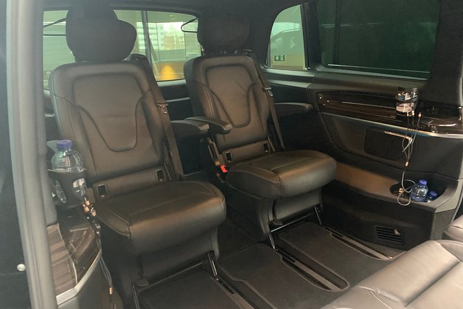 Private taxi Transfer from Bruges to Amsterdam - The details that can make or break the ride