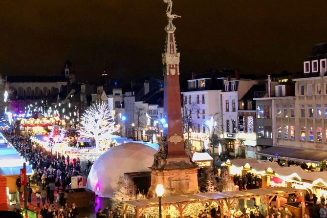 Private tour : Christmas market in Brussels - Ice skating, events, and the late-afternoon show