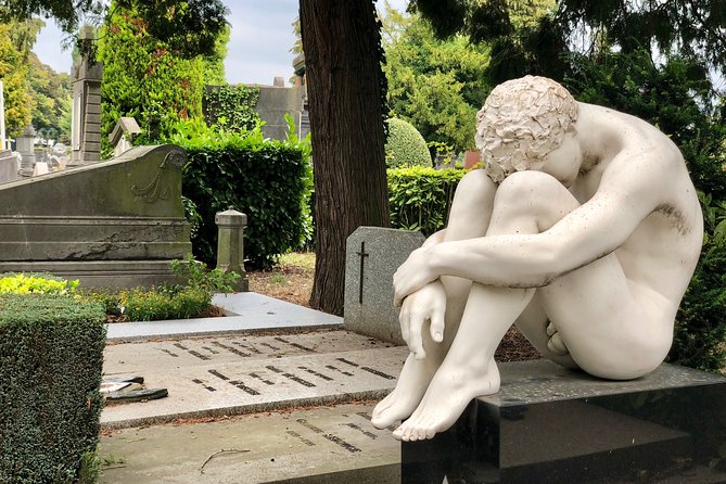 Private tour of Ixelles in Brussels (Audrey Hepburn was born here) with a local - Key points to know before booking