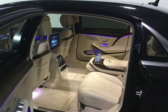 Private Transfer from Brussels Airport to Bruges By Business car - What the private car is really worth