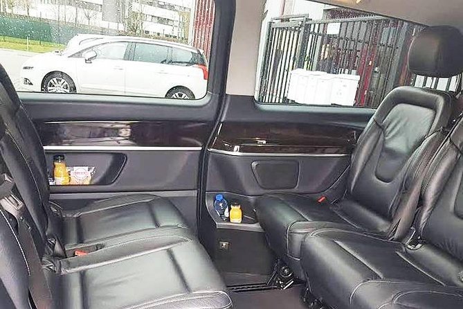Private Transfer from Brussels to Amsterdam - Arriving directly at your Amsterdam accommodation