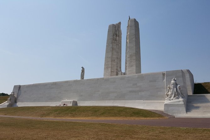 Private Vimy and Belgium Canadian Battlefield Tour from Bruges - Tyne Cot, the cemetery of names