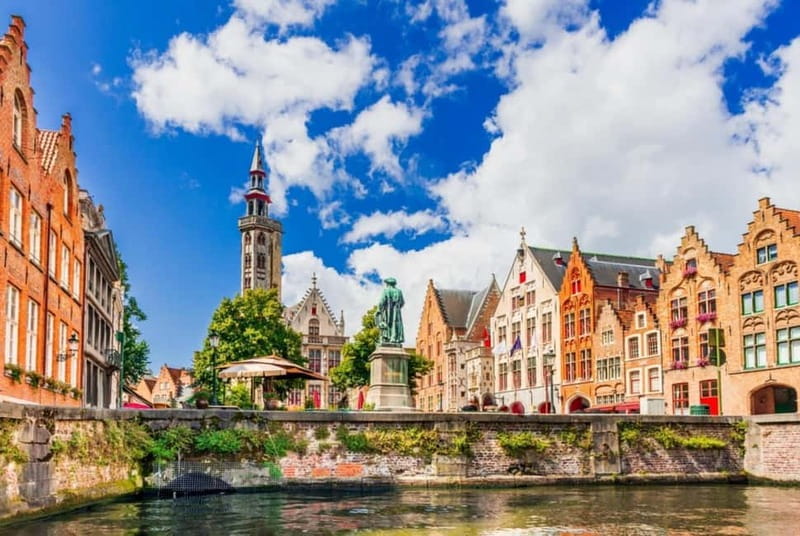 Small-Group Bruges Tour with opt Canal Cruise from Zeebrugge - The 20-minute walk into old Bruges