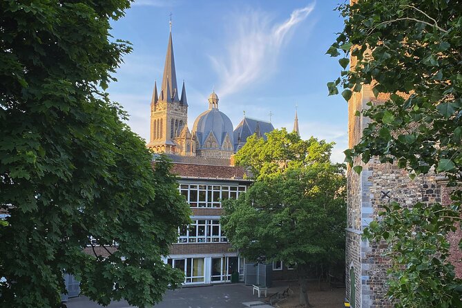 Small Group Liège to Aachen to Maastricht Border Crossing Tour - Exploring Aachen and its cathedral