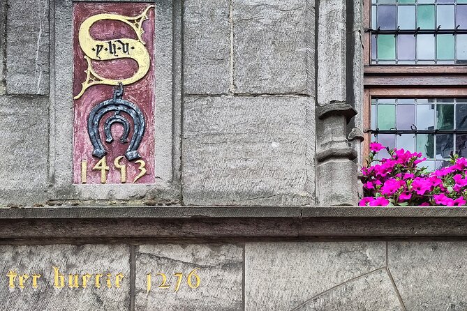 Tour of Historical Bruges knowing The Jerusalem Chapel - Canals, the oldest bar, and Sint-Anna