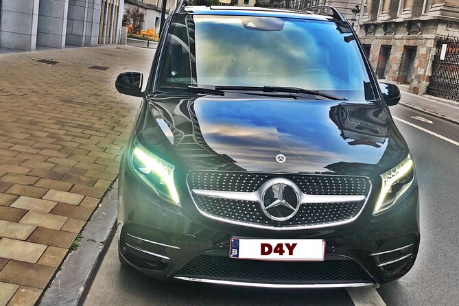 Transfer Brussels Airport (BRU) --> City Center 7 PAX (ONE WAY) - A business minivan built for seven people