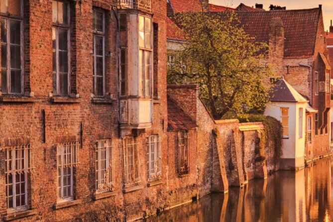 Unknown Bruges: A Self-Guided Audio Tour to the Heart of the Medieval Metropole - Bridges, alleys, squares, and gardens