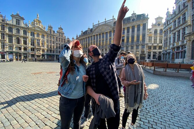 Urban escape game in Bruges - Red Nights - Starting at Sint-Amandsstraat 38