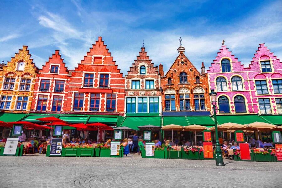 Visit of Bruges in 1 day private tour from Paris - Lunch in Bruges: a chance to taste local food